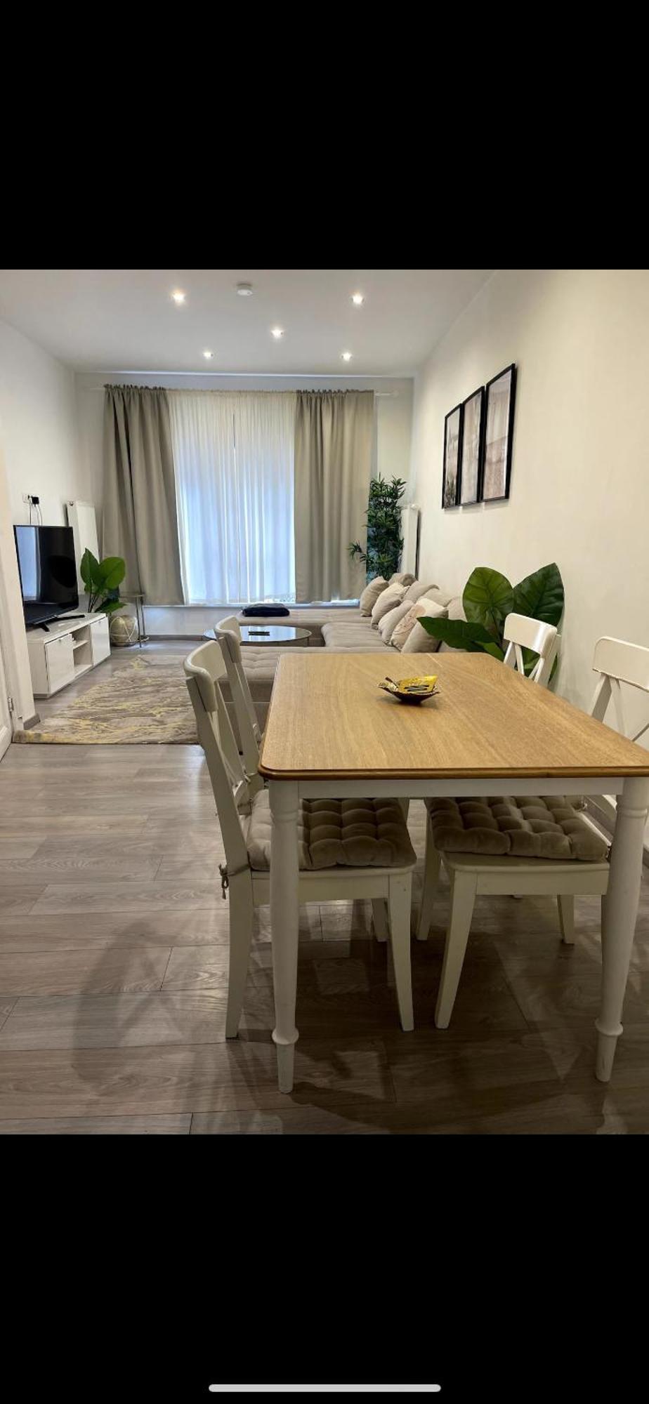 Appartement Spacieux Avec Terrasse Et Garage Prive Bruxelas Exterior foto